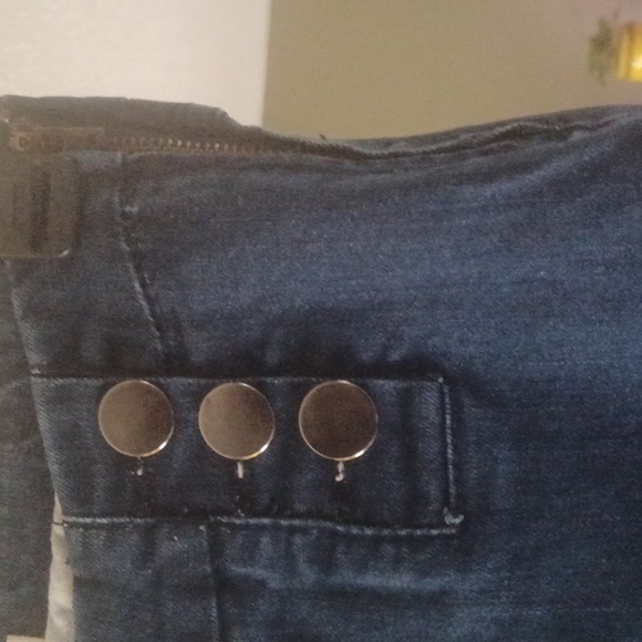 😁Forever 21 denim jeans - Picture 3 of 11